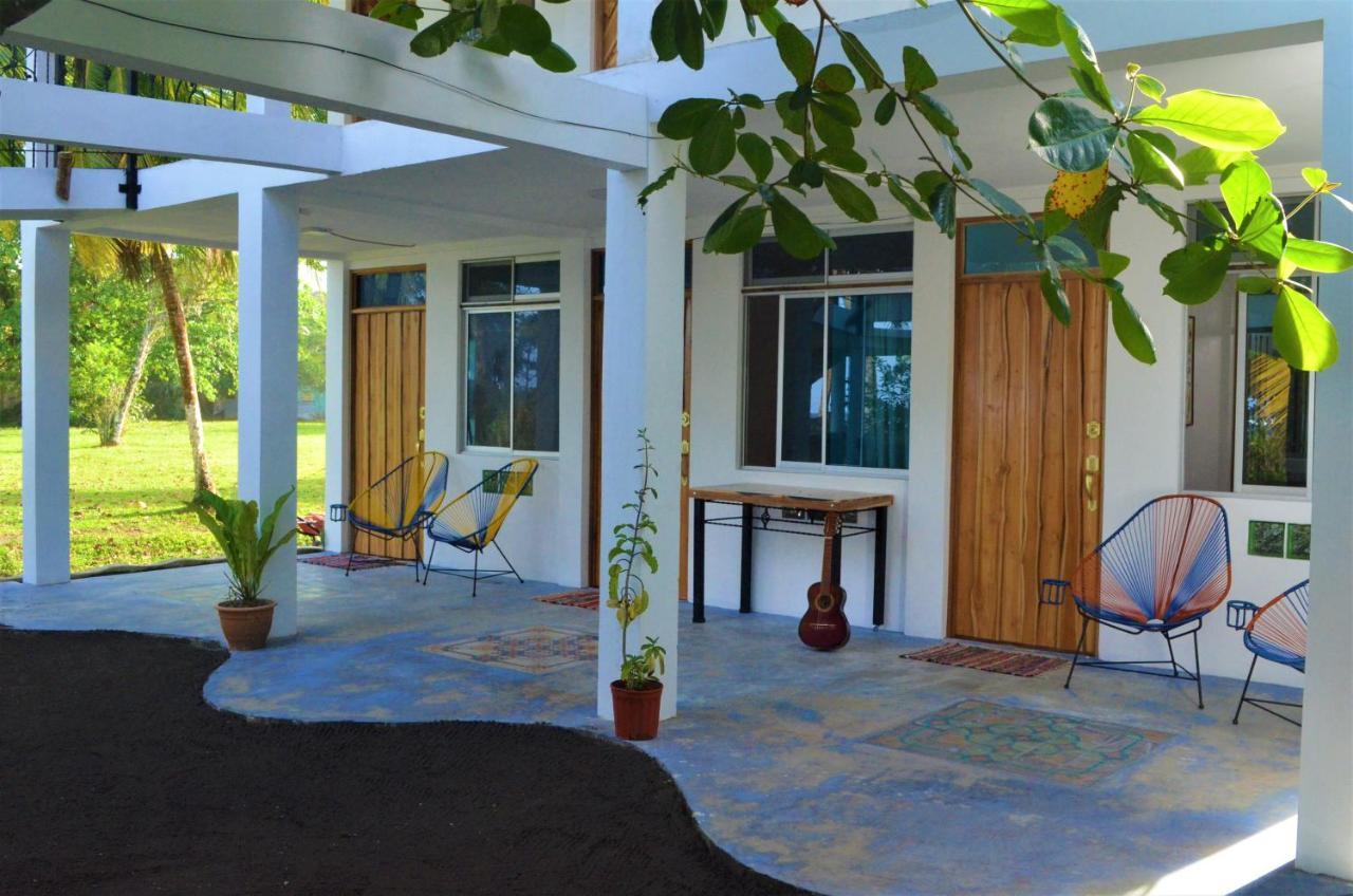 Hotel Pura Natura Beachfront Tortuguero Eksteriør bilde