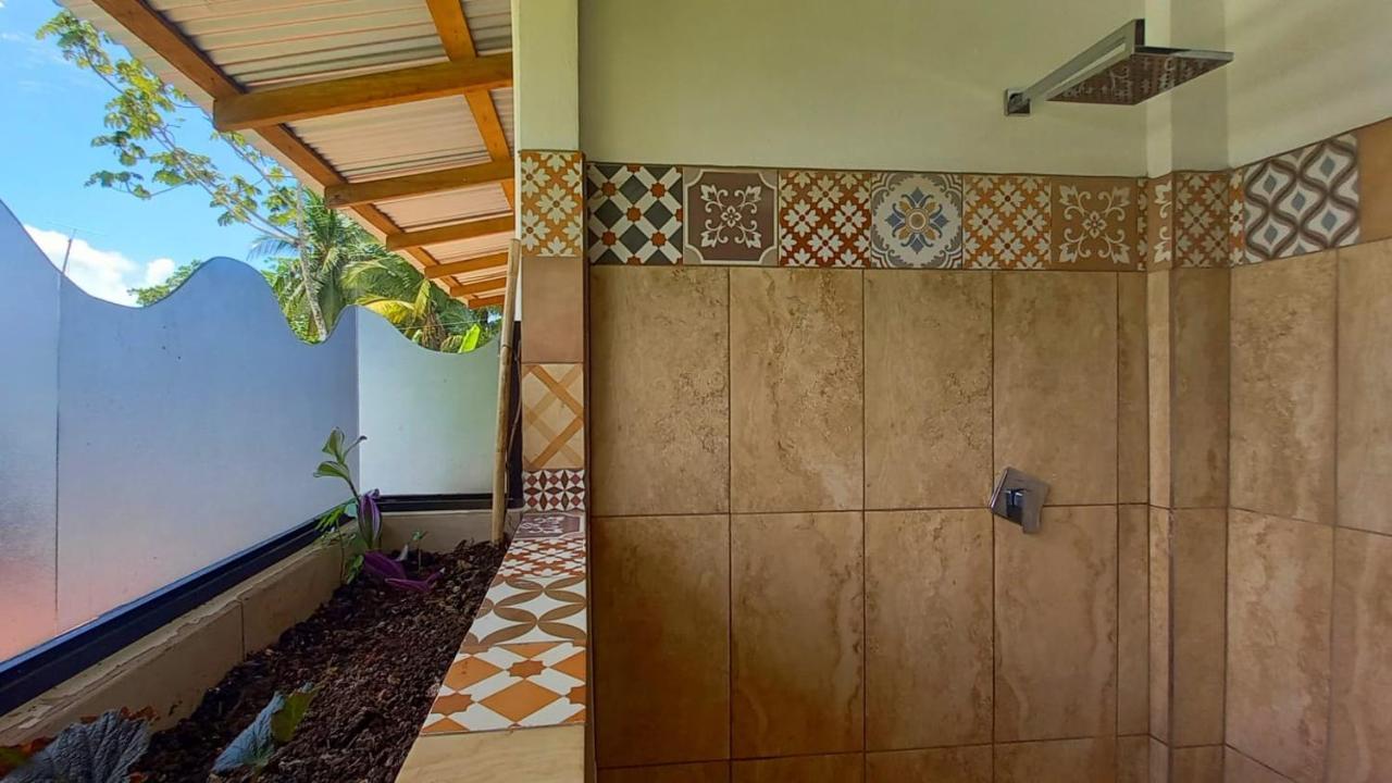 Hotel Pura Natura Beachfront Tortuguero Eksteriør bilde