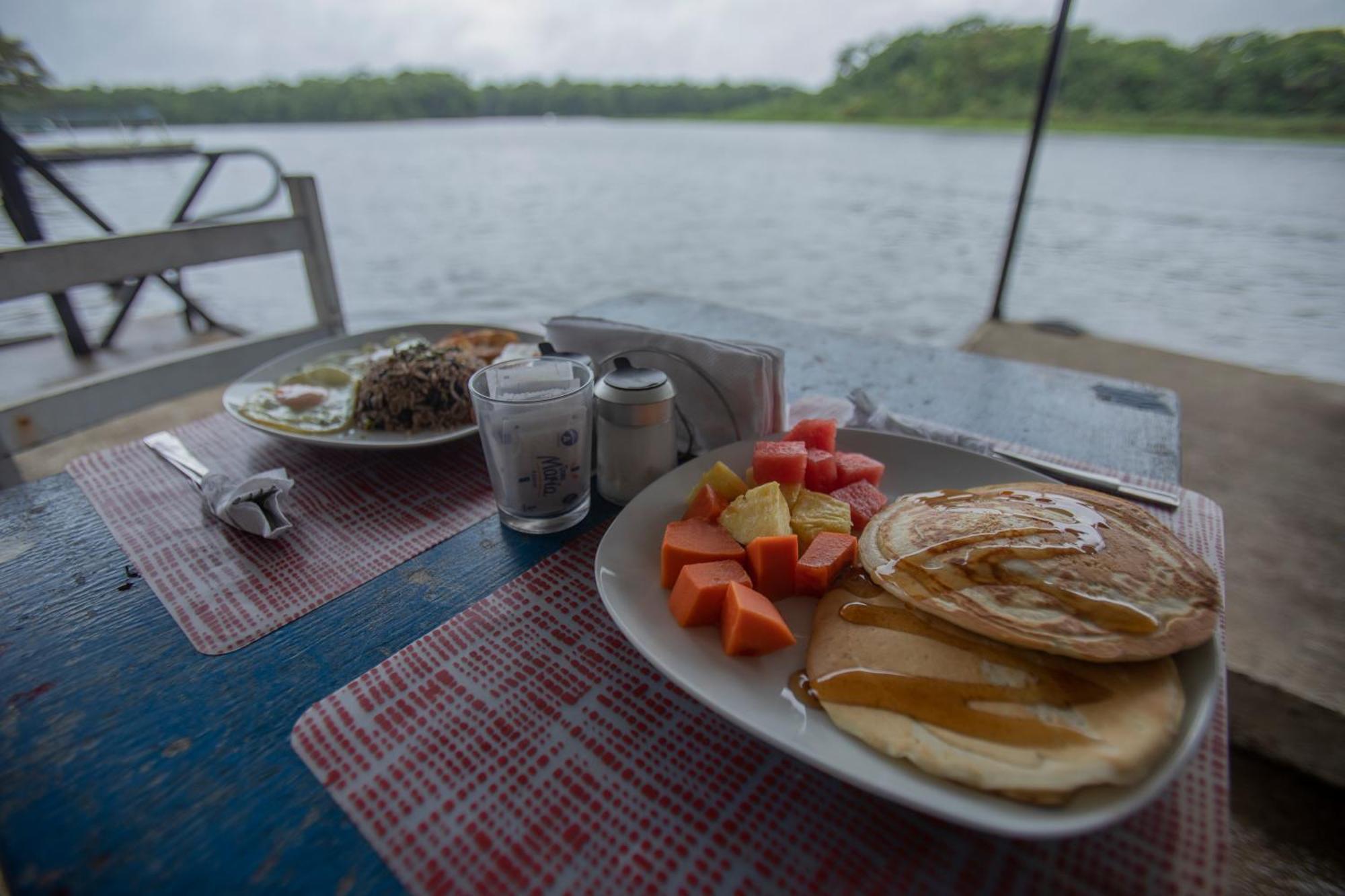 Hotel Pura Natura Beachfront Tortuguero Eksteriør bilde